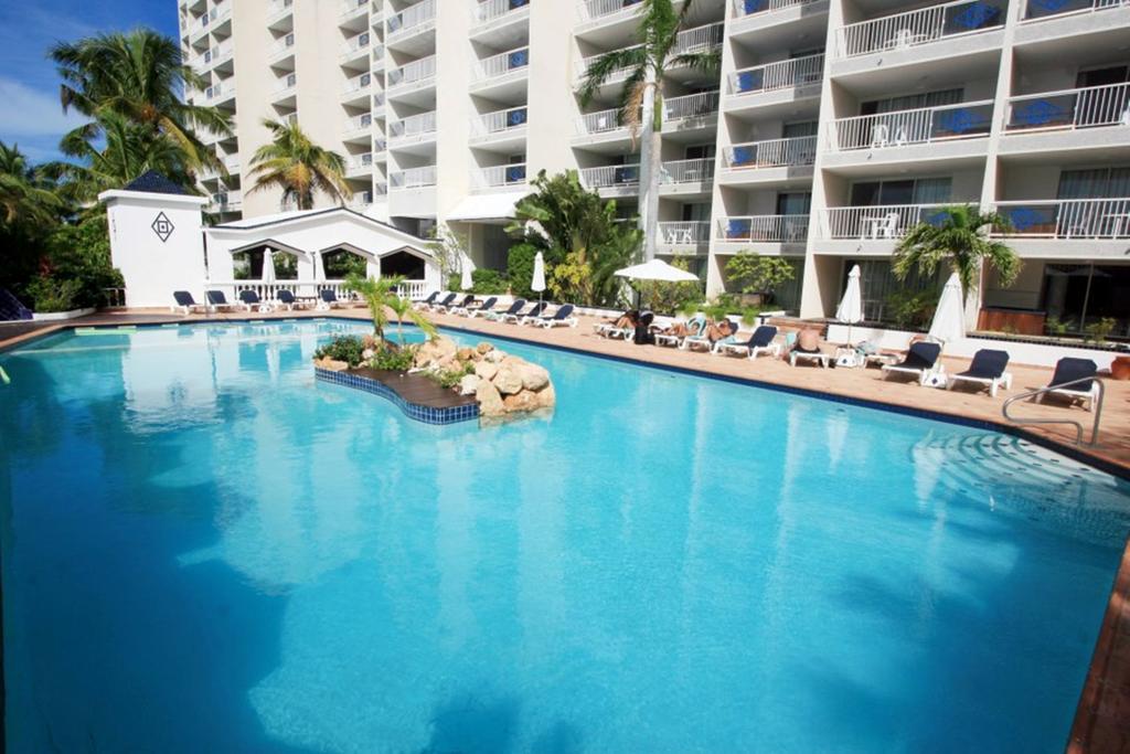 Sapphire Beach Club Resort Cupecoy  Exterior photo